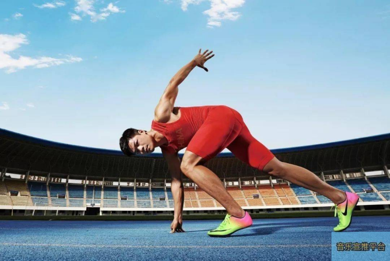 为何亲斯内德？穆帅：斯内德给了我三冠王，那是最棒的一年