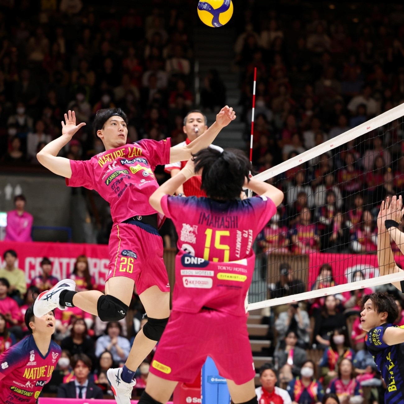 《Venba》、《Stray Gods》、《A Highland Song》荣获2024年游戏变革奖！